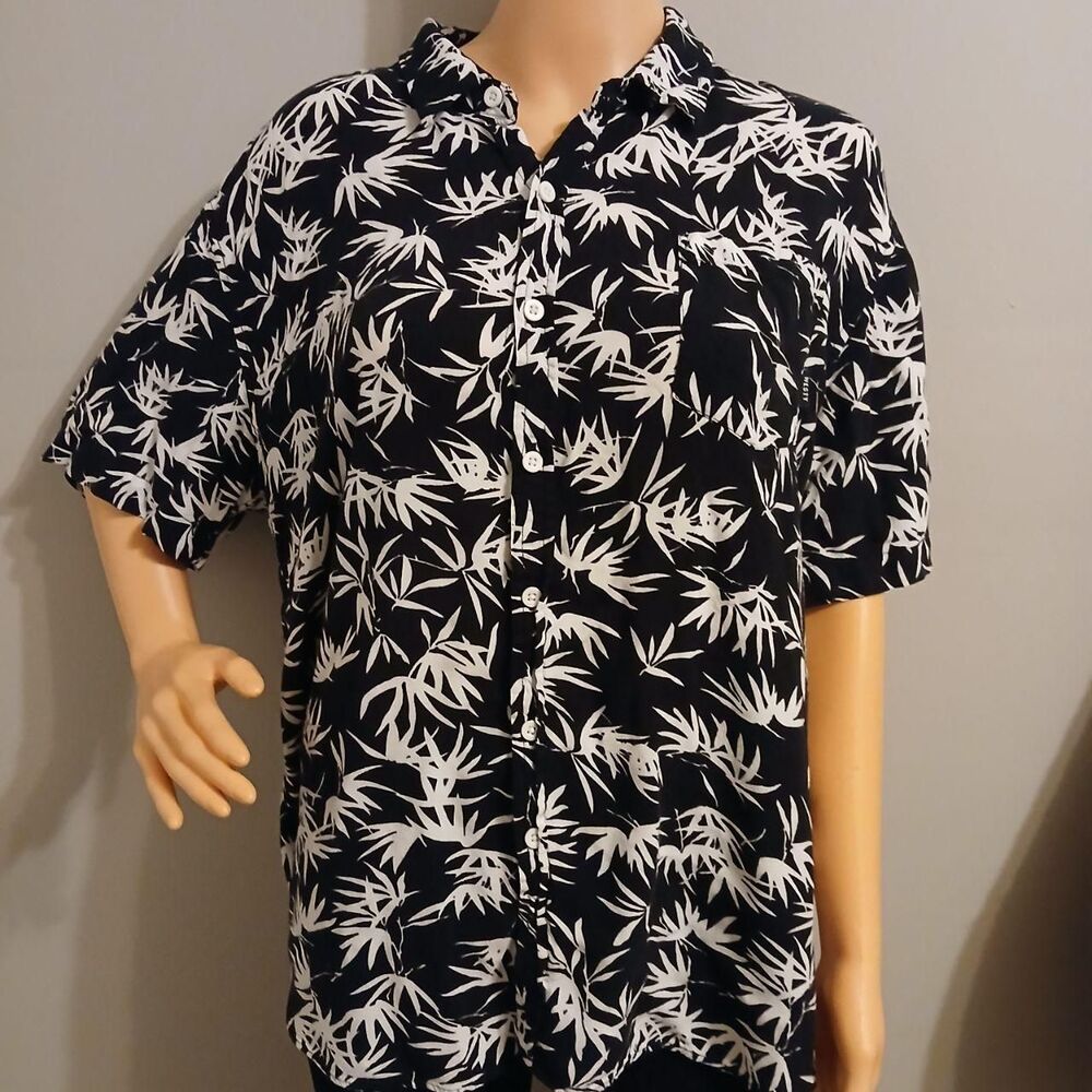 Unbranded Men's Black Shirt